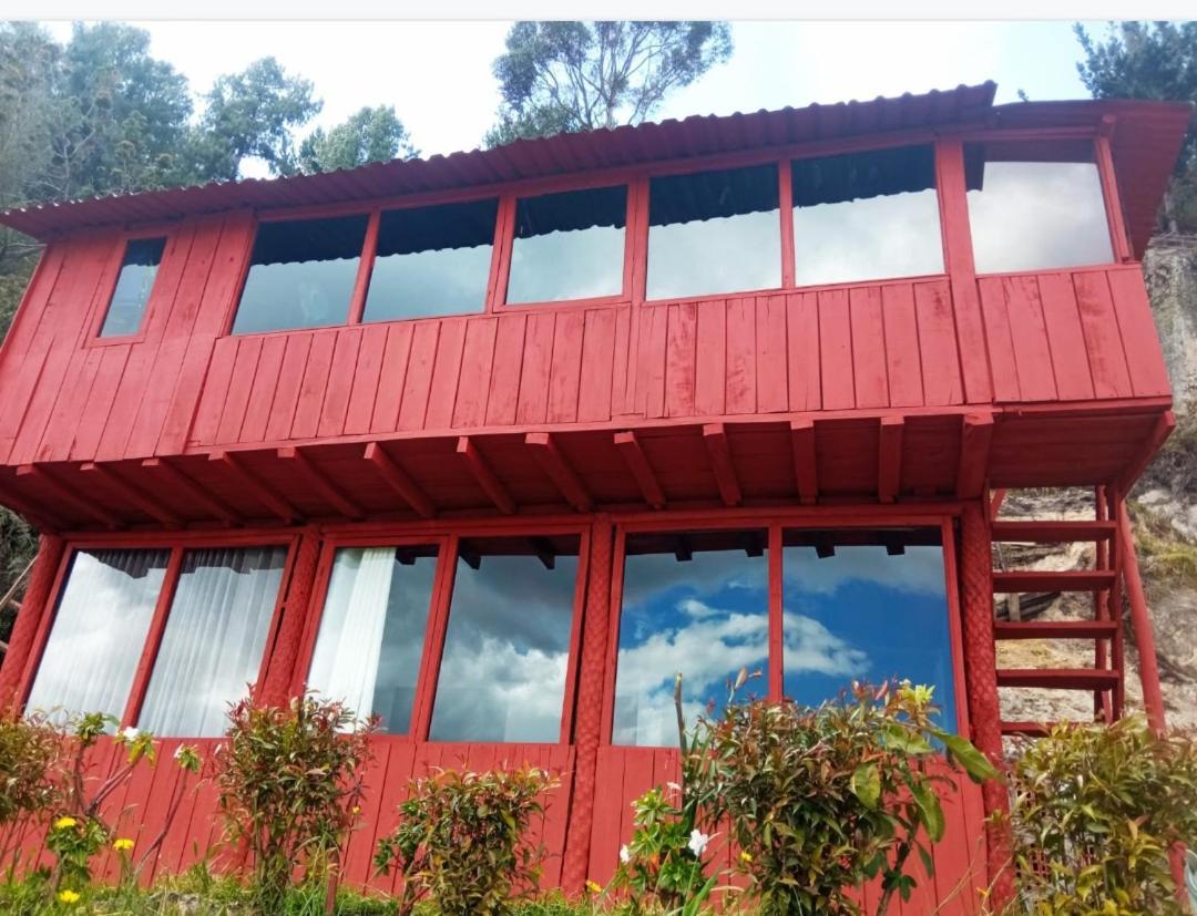 Madervill Hospedaje Aquitania Esterno foto